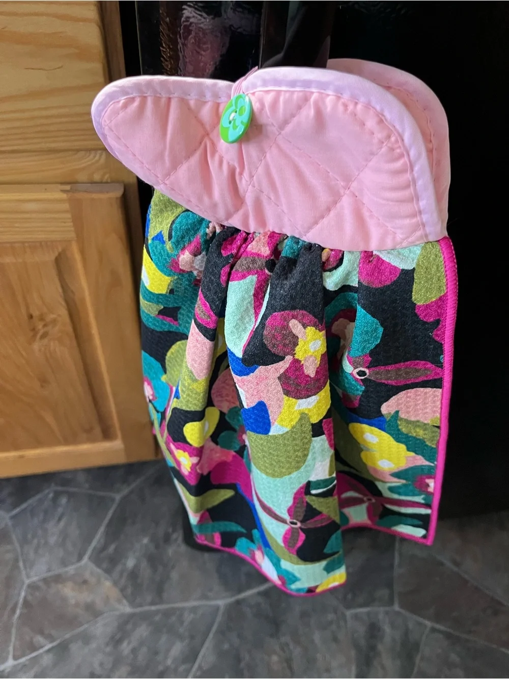 Target Floral potholder top Set in Pink & Black